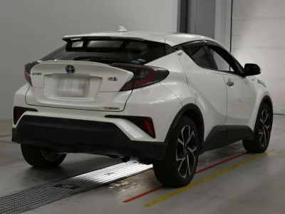 Статистика аукционов Toyota C-HR