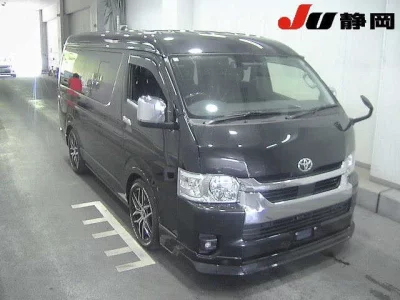 TOYOTA HIACE