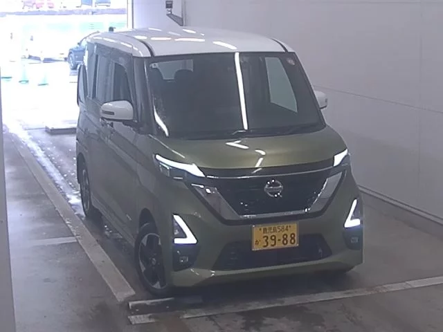 Nissan Roox 2022
