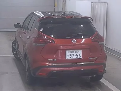 NISSAN KICKS