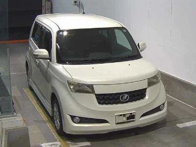 TOYOTA BB
