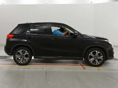 Suzuki Escudo