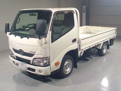 TOYOTA DYNA
