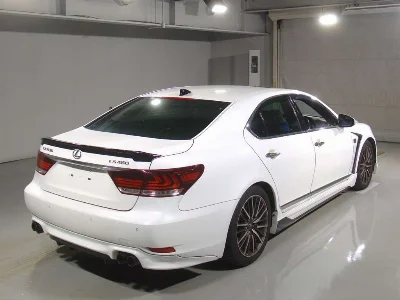 LEXUS LS