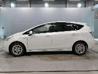Цена авто Toyota Prius Alpha с аукционов Японии, номер кузова ZVW41W, пробег 148 000, оценка 8