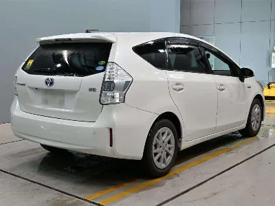 Статистика аукционов Toyota Prius Alpha