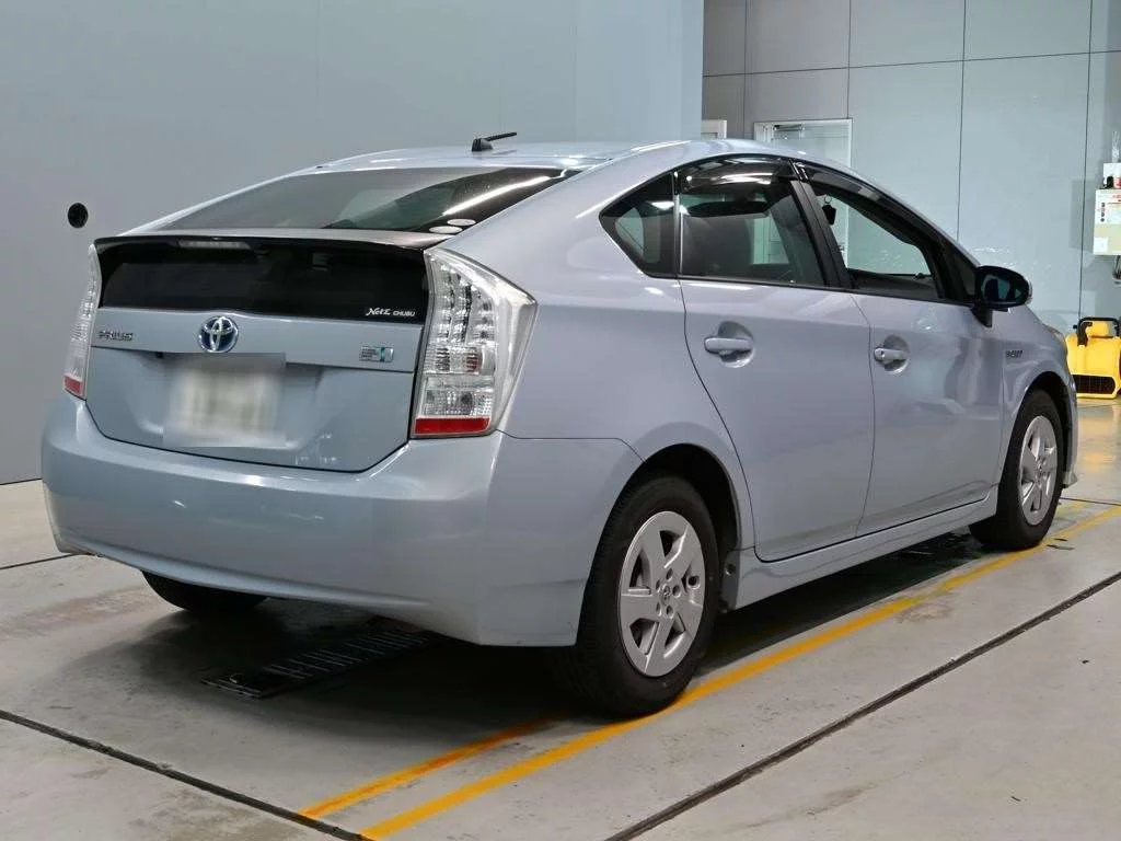 Toyota Prius L, миниатюра 2