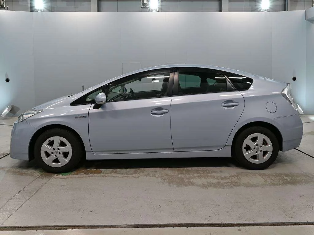 Toyota Prius L, миниатюра 4