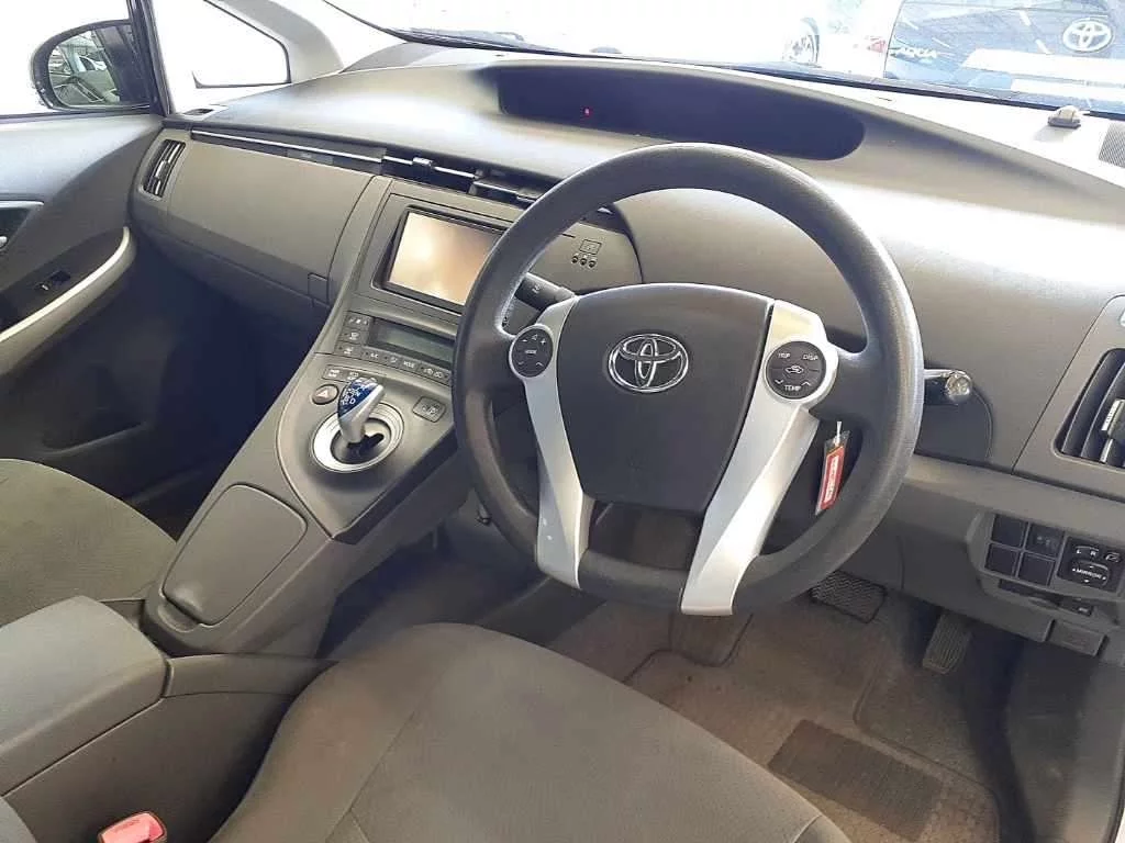 Toyota Prius L, миниатюра 9