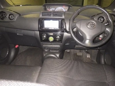 TOYOTA BB