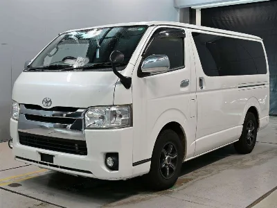 TOYOTA REGIUS VAN