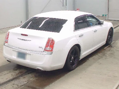 CHRYSLER 300