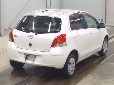 TOYOTA VITZ