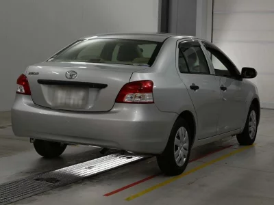 TOYOTA BELTA 2