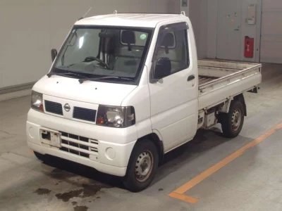 NISSAN CLIPPER TRUCK