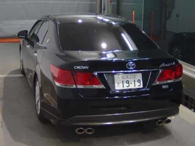TOYOTA CROWN