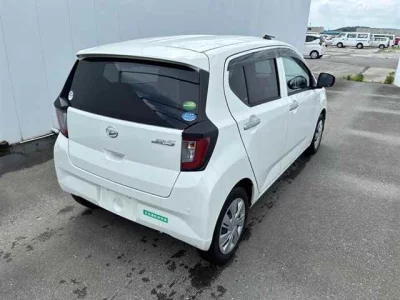 DAIHATSU MIRA E S