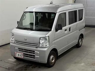 NISSAN CLIPPER VAN
