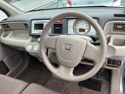HONDA LIFE