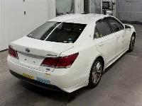 Toyota CROWN HYBRID
