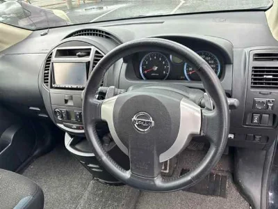 NISSAN LAFESTA
