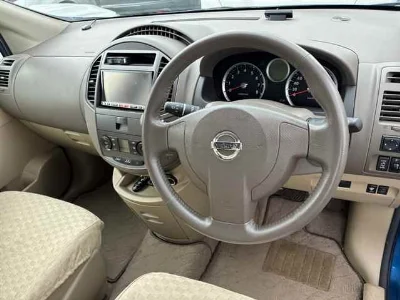 NISSAN LAFESTA