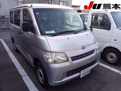 TOYOTA TOWN ACE VAN