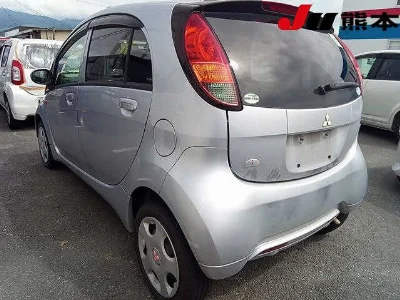 MITSUBISHI I