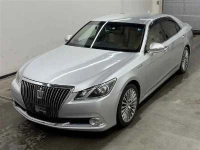 TOYOTA CROWN MAJESTA