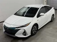 Цена авто Toyota Prius PHV с аукционов Японии, номер кузова ZVW52, пробег 208 000, оценка 2