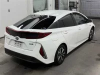 Цена авто Toyota Prius PHV с аукционов Японии, номер кузова ZVW52, пробег 208 000, оценка 2
