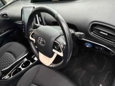 TOYOTA PRIUS PHV