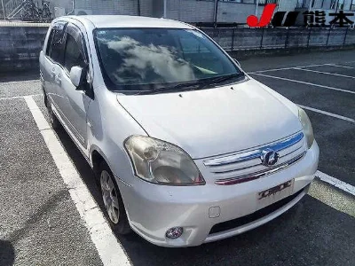 TOYOTA RAUM