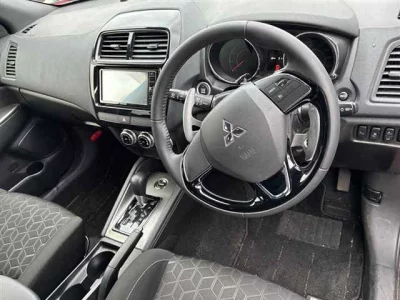 MITSUBISHI RVR