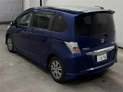 HONDA FREED
