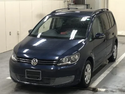 VOLKSWAGEN GOLF TOURAN