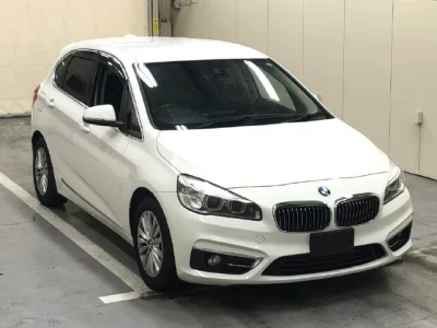 BMW 2 SERIES