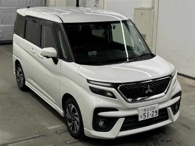 MITSUBISHI DELICA D2