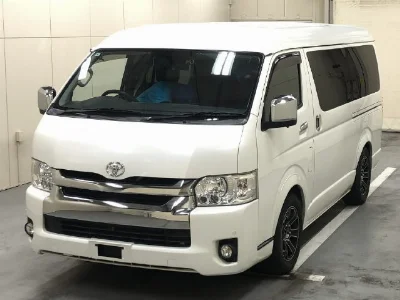 TOYOTA HIACE