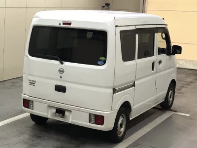 NISSAN CLIPPER VAN