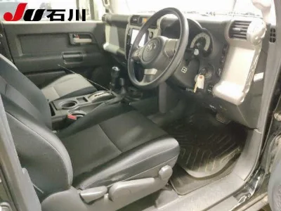 TOYOTA FJ CRUISER