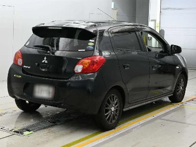 MITSUBISHI MIRAGE