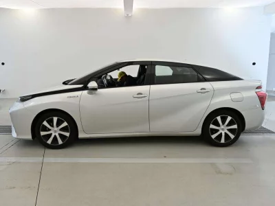 TOYOTA MIRAI
