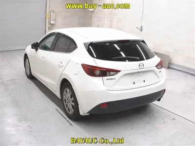 MAZDA AXELA
