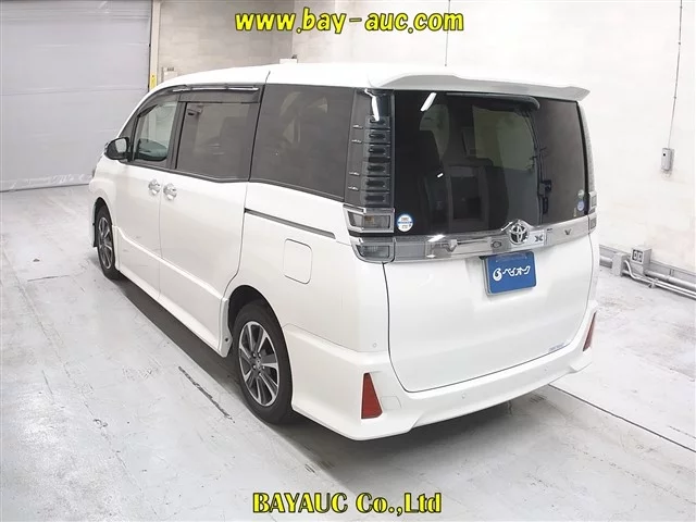 Toyota Voxy ZS Kirameki 2, миниатюра 2