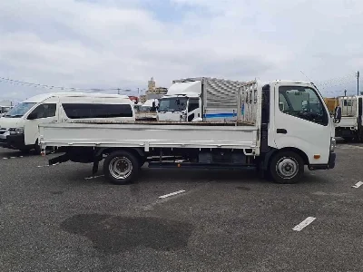 TOYOTA DYNA