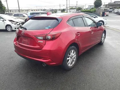 MAZDA AXELA
