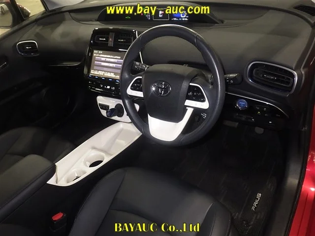 Toyota Prius A Touring Selection, миниатюра 3