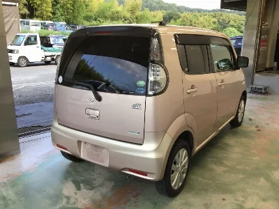 SUZUKI MRWAGON