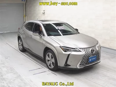 LEXUS UX